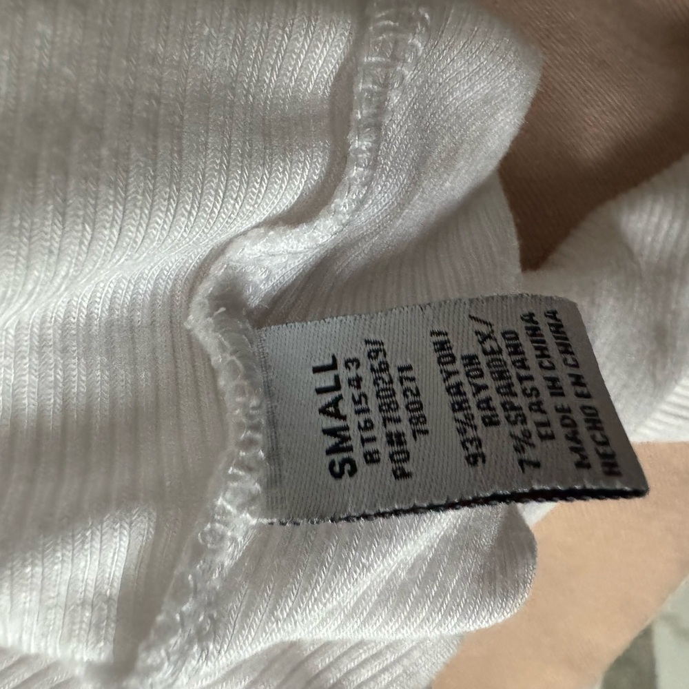 White Ribbed V-Neck Bodysuit - Picture 5 of 5